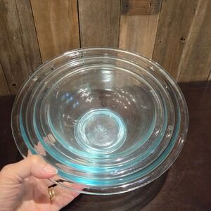 Vtg Pyrex Clear Blue Glass Nesting Mixing Bowls Set of 3 Prep 1 - 2.5 qt Serving